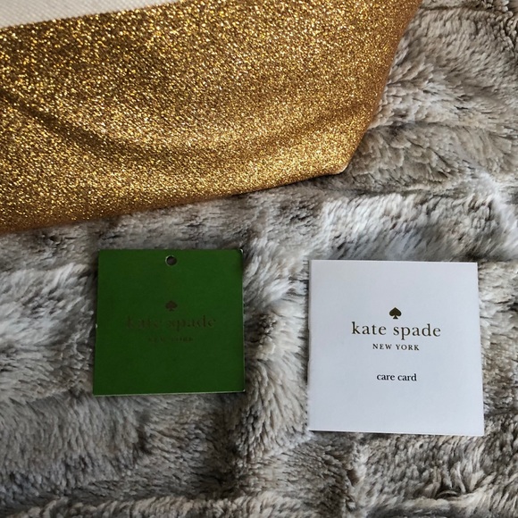 Kate Spade. Disney canvas Sparkle Gold Tote. - Picture 12 of 13